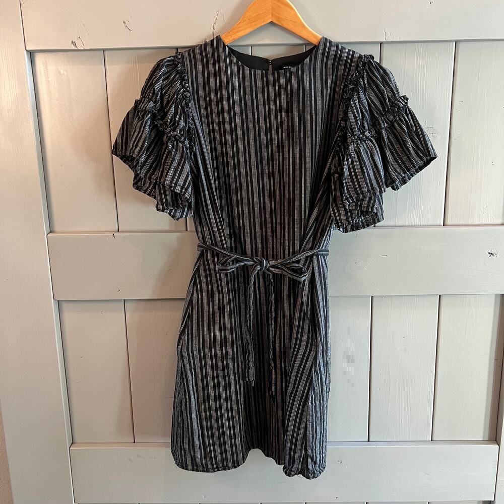 Who What Wear Black and White‎ Stripe Ruffle Sleeve Dress Size XS
